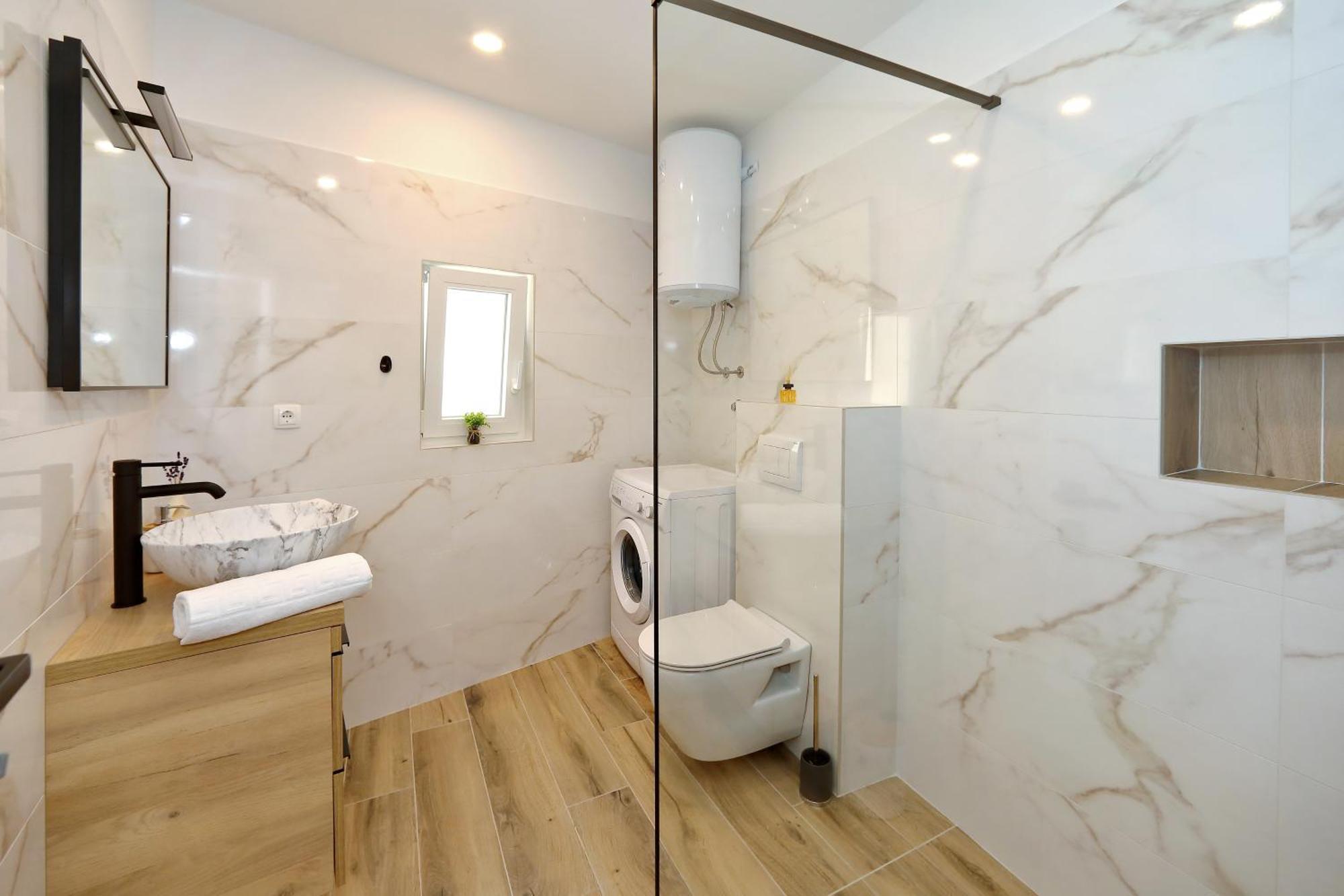 Apartment Luxury Gino Bibinje